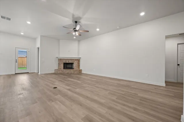 Photo 5 — 7015 16th Street, Lubbock, TX 79416