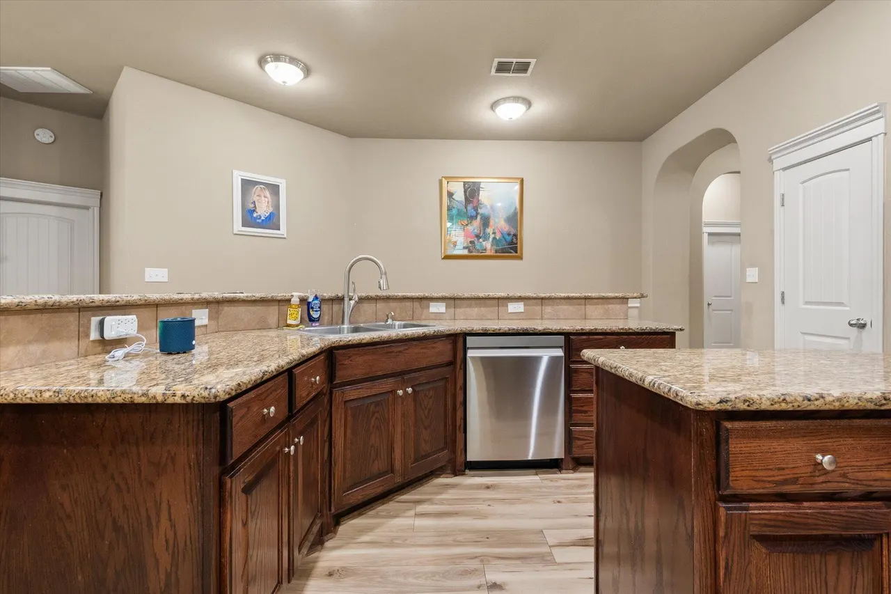 Photo 7 — 7813 85th Street, Lubbock, TX 79424