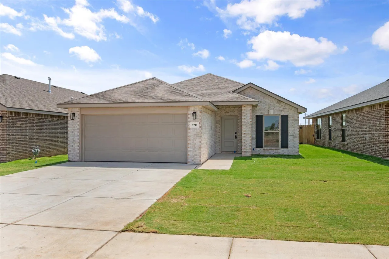 Photo 3 — 7217 14th Street, Lubbock, TX 79416