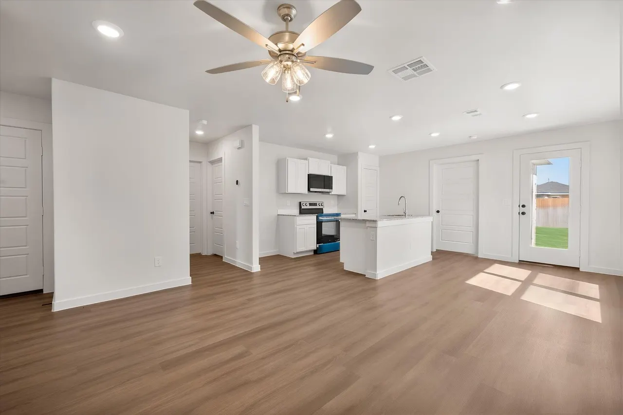 Photo 6 — 5522 Rice Street, Lubbock, TX 79416