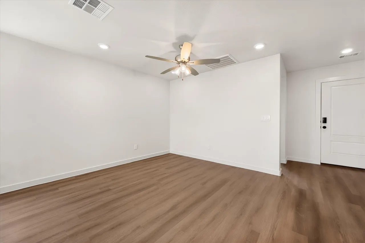 Photo 9 — 5522 Rice Street, Lubbock, TX 79416