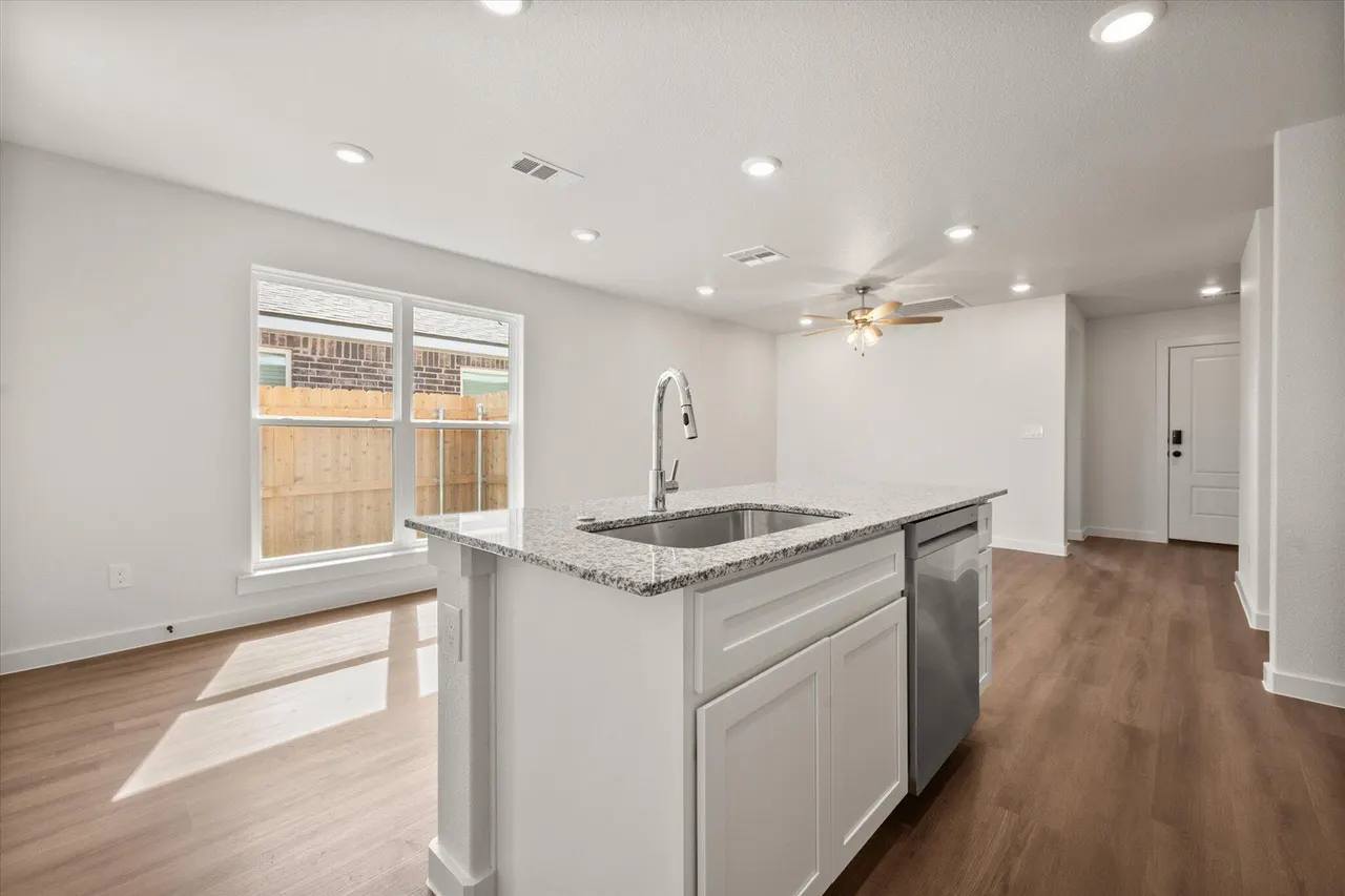 Photo 15 — 5522 Rice Street, Lubbock, TX 79416