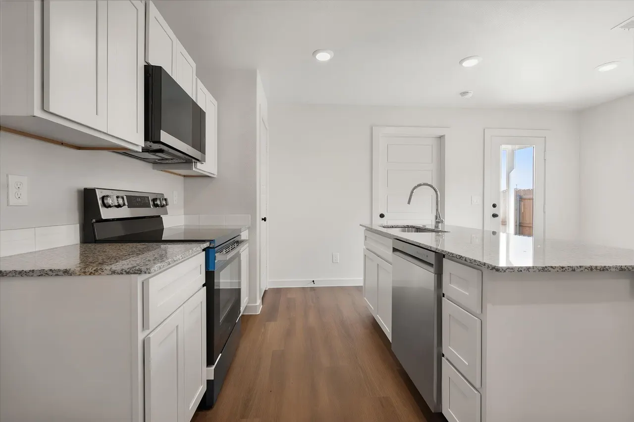 Photo 14 — 5522 Rice Street, Lubbock, TX 79416