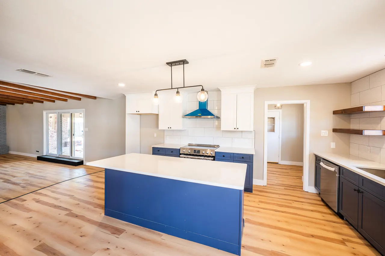 Photo 8 — 6011 Vernon Avenue, Lubbock, TX 79412