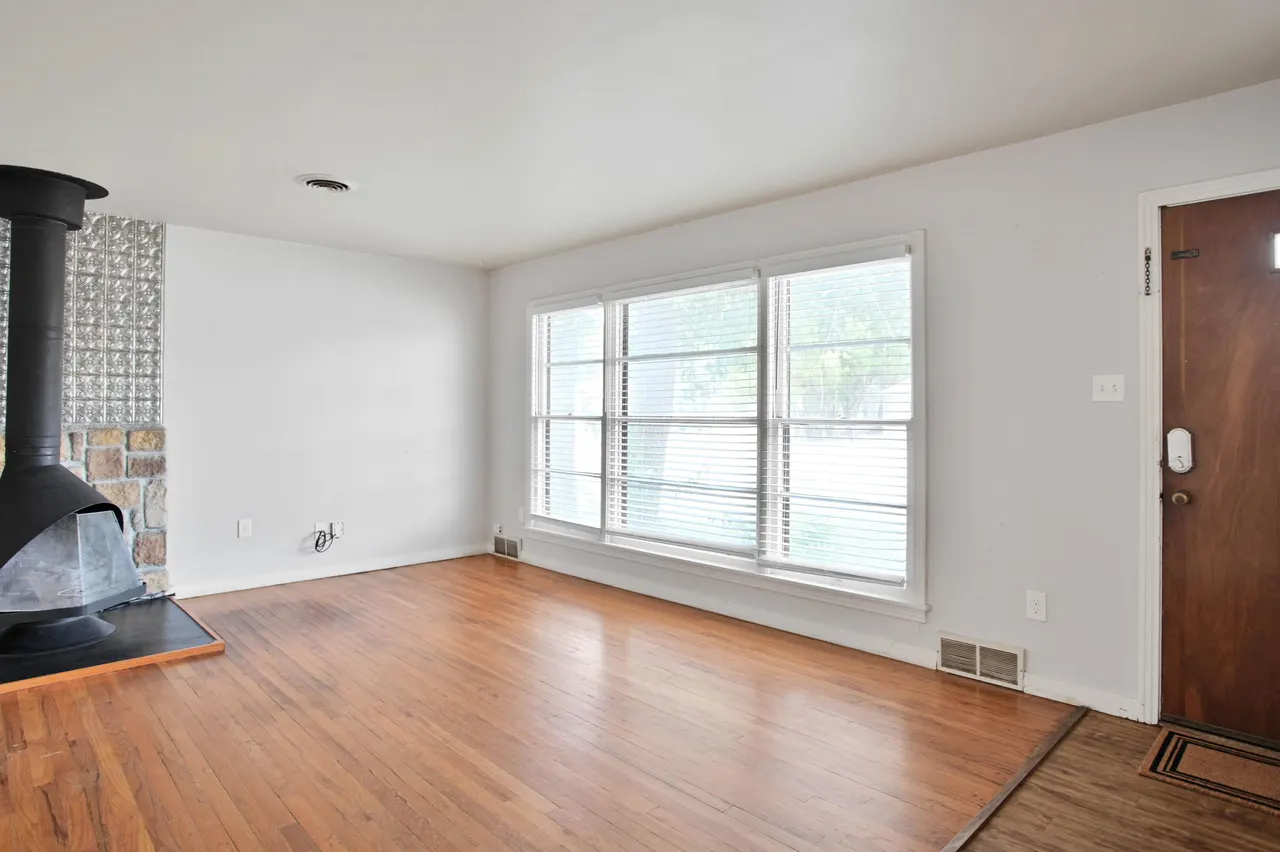 Photo 2 — 3501 26th Street, Lubbock, TX 79410