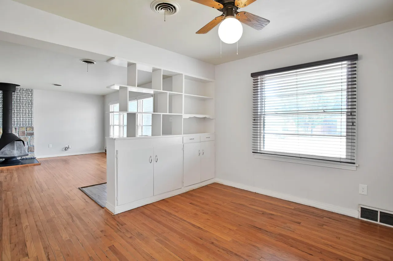 Photo 7 — 3501 26th Street, Lubbock, TX 79410