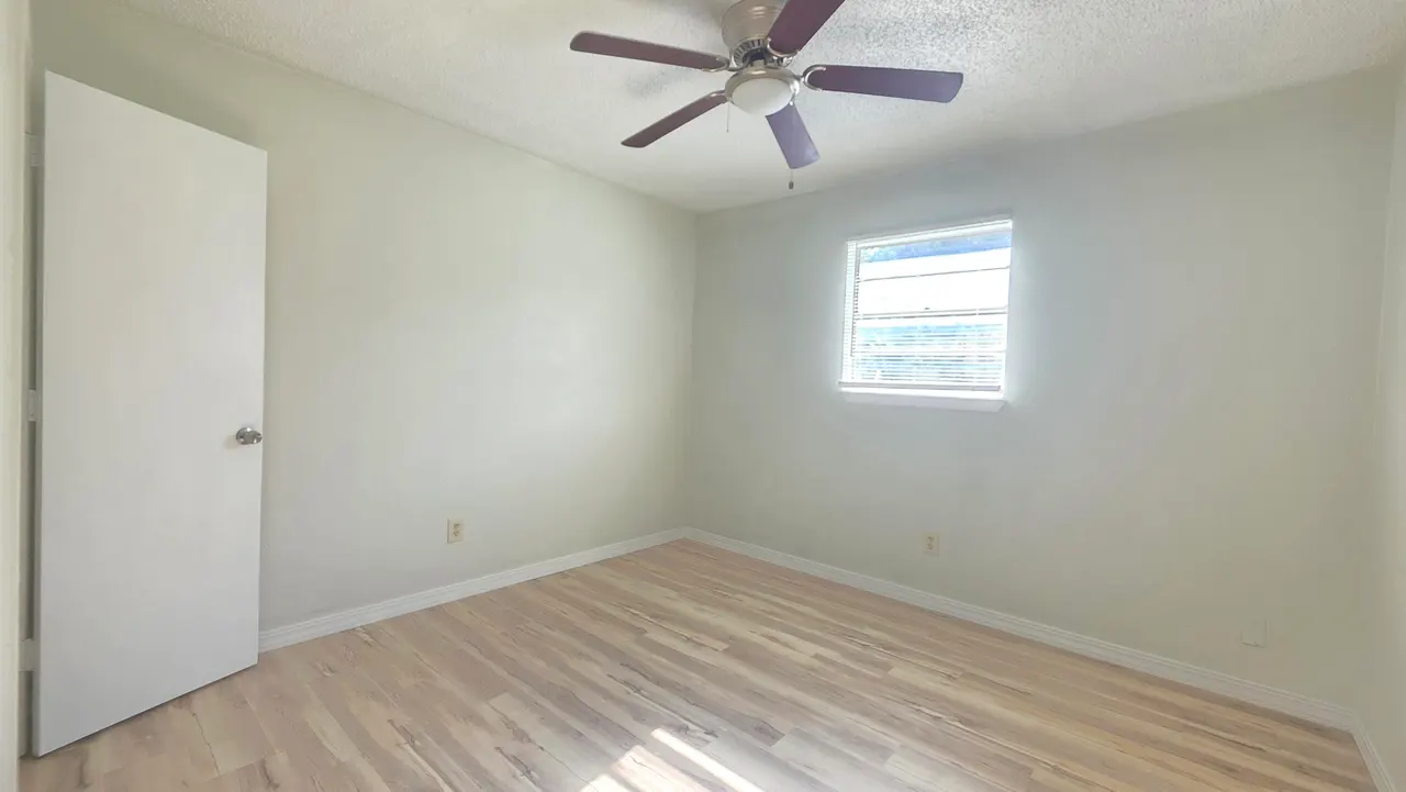 Photo 10 — 2207 15th Street A, Lubbock, TX 79401