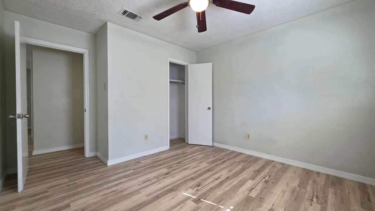 Photo 9 — 2207 15th Street A, Lubbock, TX 79401