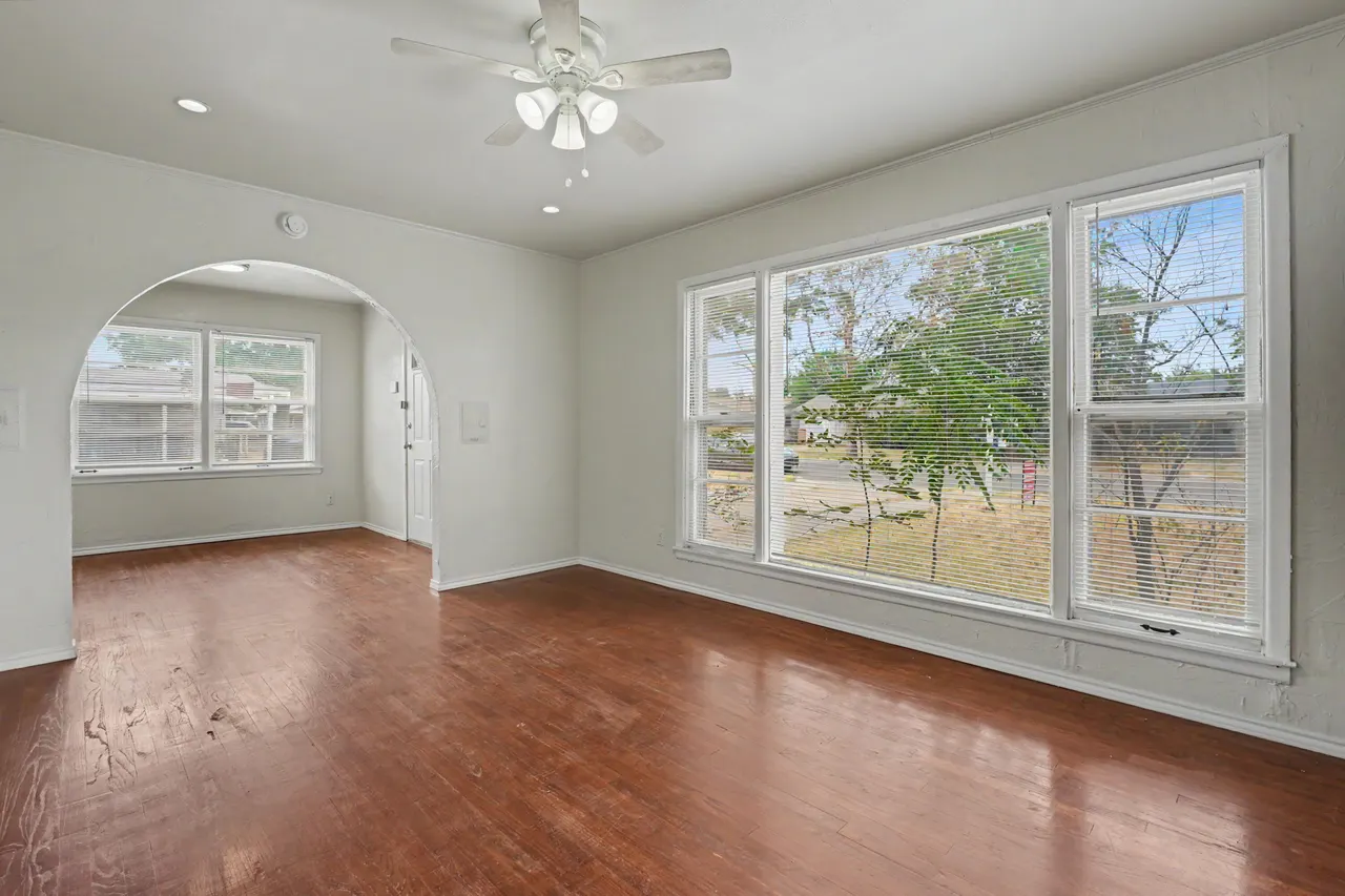Photo 4 — 2615 45th Street, Lubbock, TX 79413