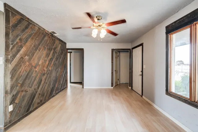 Photo 4 — 6006 E County Road 6300, Lubbock, TX 79403