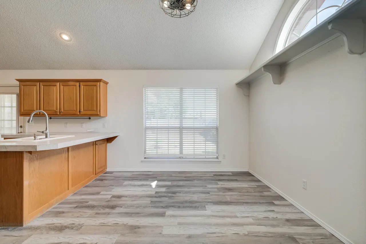Photo 18 — 6204 9th Street, Lubbock, TX 79416