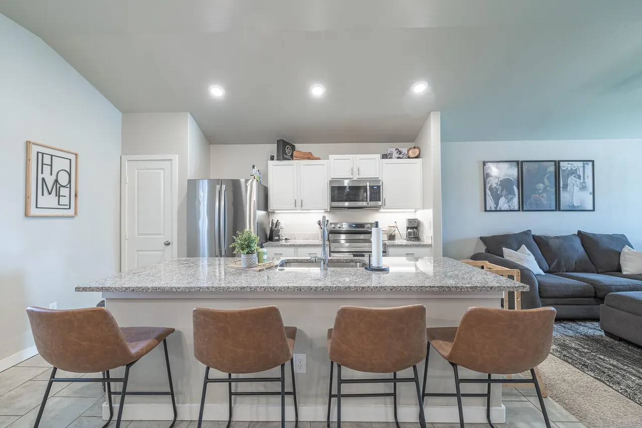 Photo 6 — 7434 32nd Street, Lubbock, TX 79407