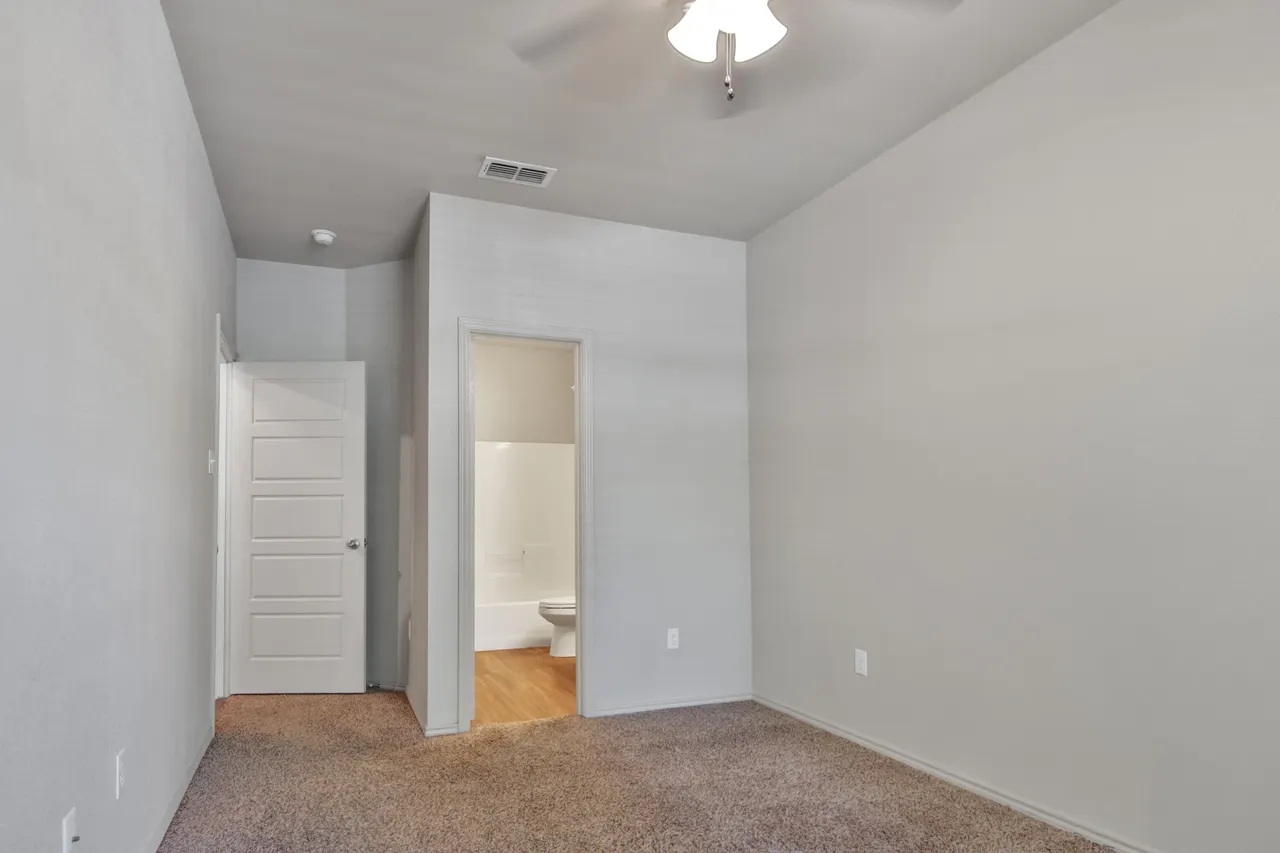 Photo 9 — 2109 10th Street, Lubbock, TX 79401