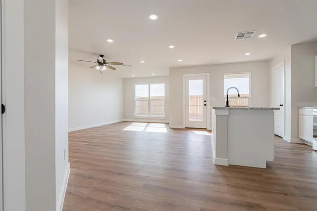 Photo 2 — 3521 Turner Avenue, Lubbock, TX 79407