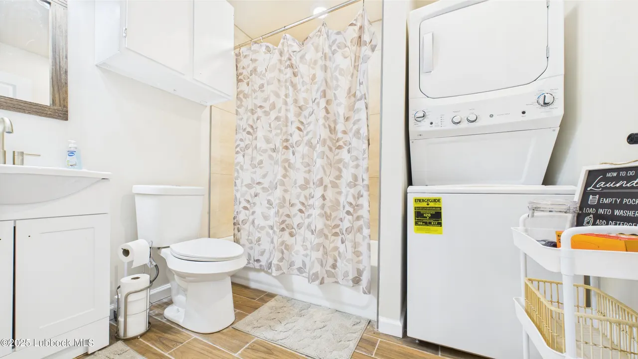 Photo 14 — 2224 25th Street, Lubbock, TX 79411