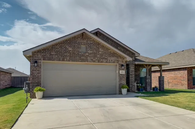 Photo 2 — 6931 10th Street, Lubbock, TX 79416