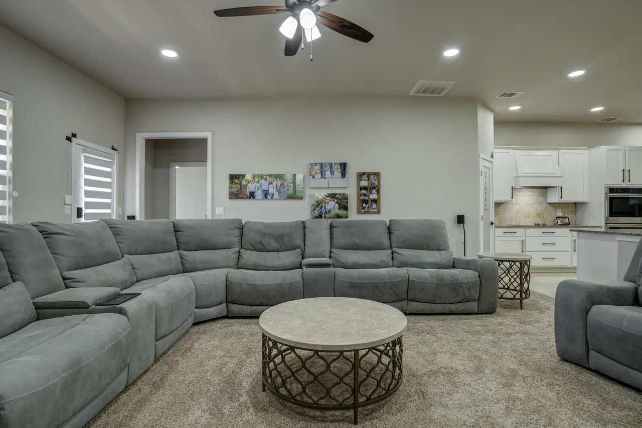 Photo 14 — 7423 28th Street, Lubbock, TX 79407