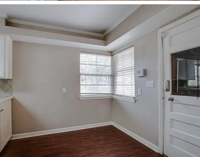Photo 8 — 3604 24th Street, Lubbock, TX 79410