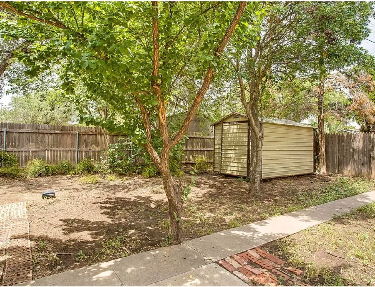 Photo 17 — 3604 24th Street, Lubbock, TX 79410