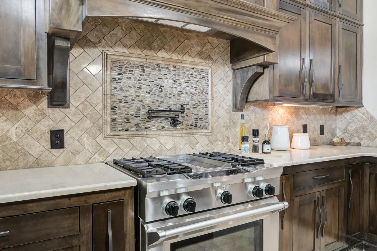 Photo 31 — 15 Whisperwood Circle, Lubbock, TX 79416