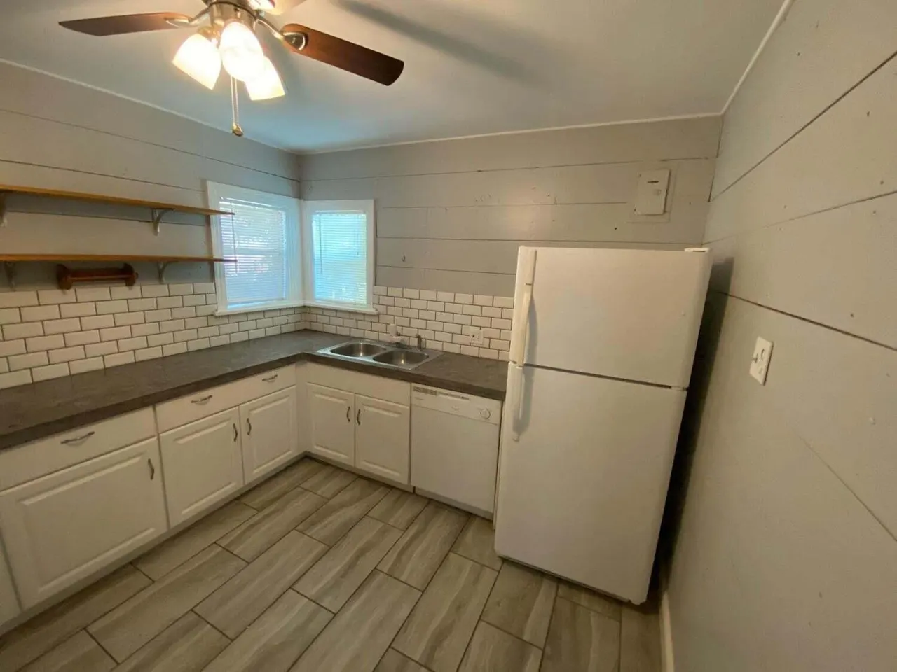 Photo 7 — 2420 29th Street, Lubbock, TX 79411