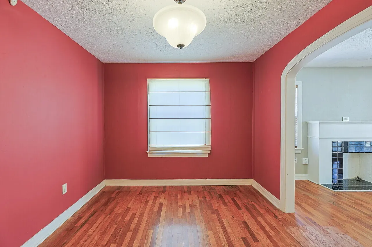 Photo 10 — 2305 21st Street, Lubbock, TX 79411