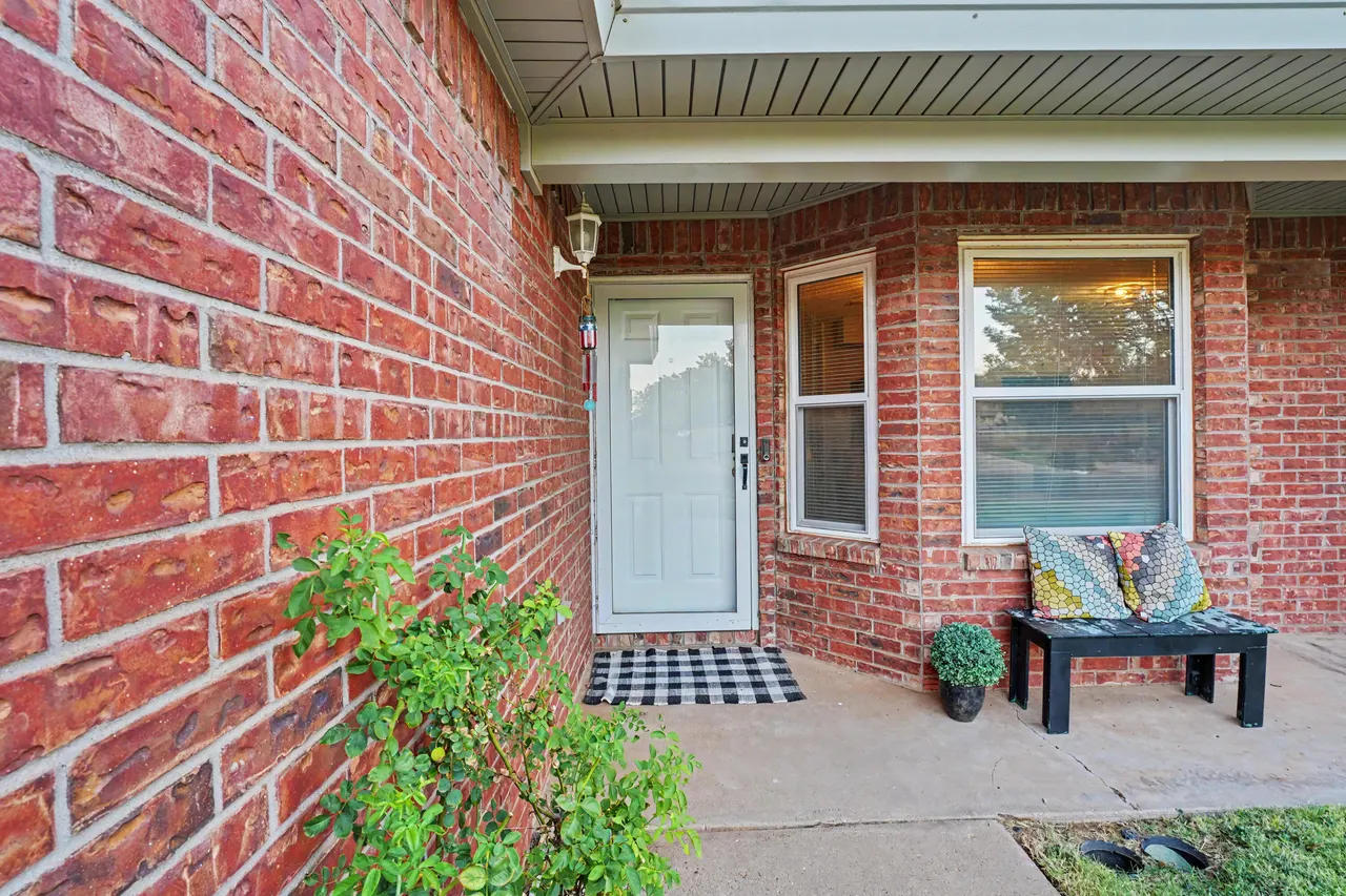 Photo 2 — 5604 96th Street, Lubbock, TX 79424