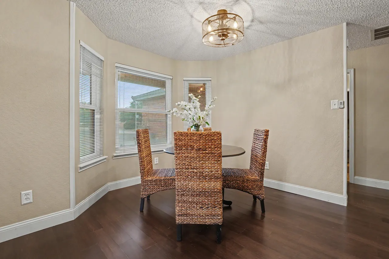 Photo 7 — 5604 96th Street, Lubbock, TX 79424