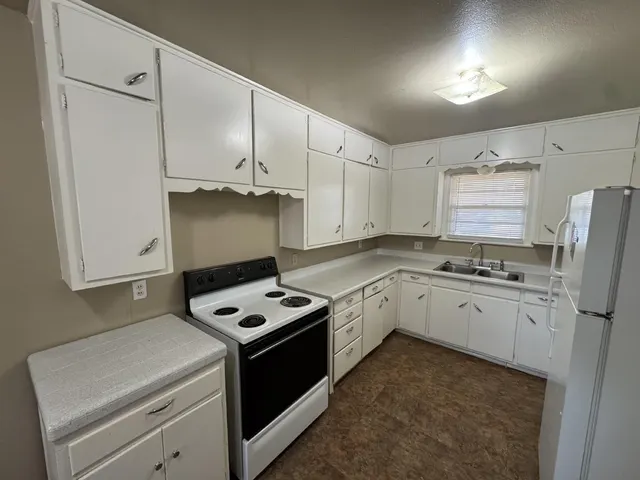 Photo 4 — 3018 38th Street, Lubbock, TX 79413