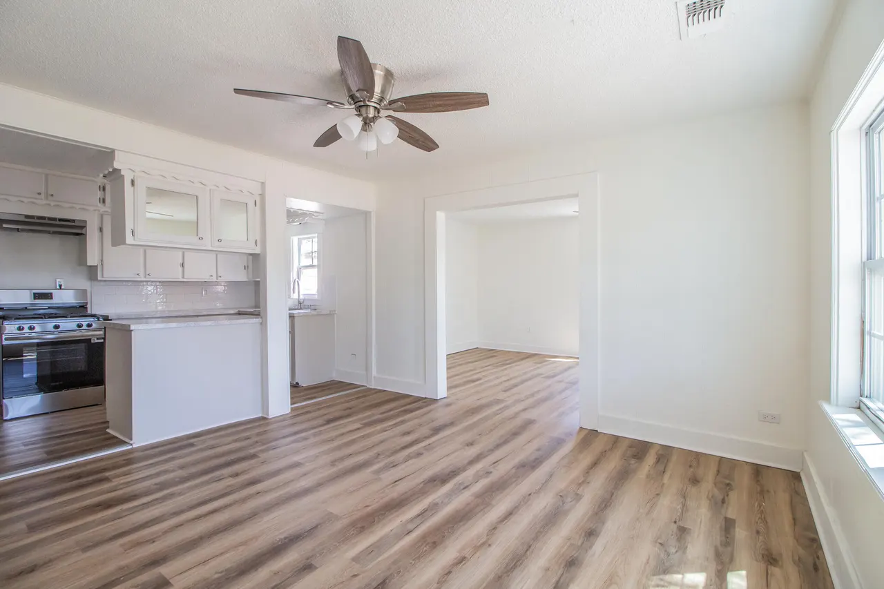 Photo 4 — 1501 8th Street, Levelland, TX 79336