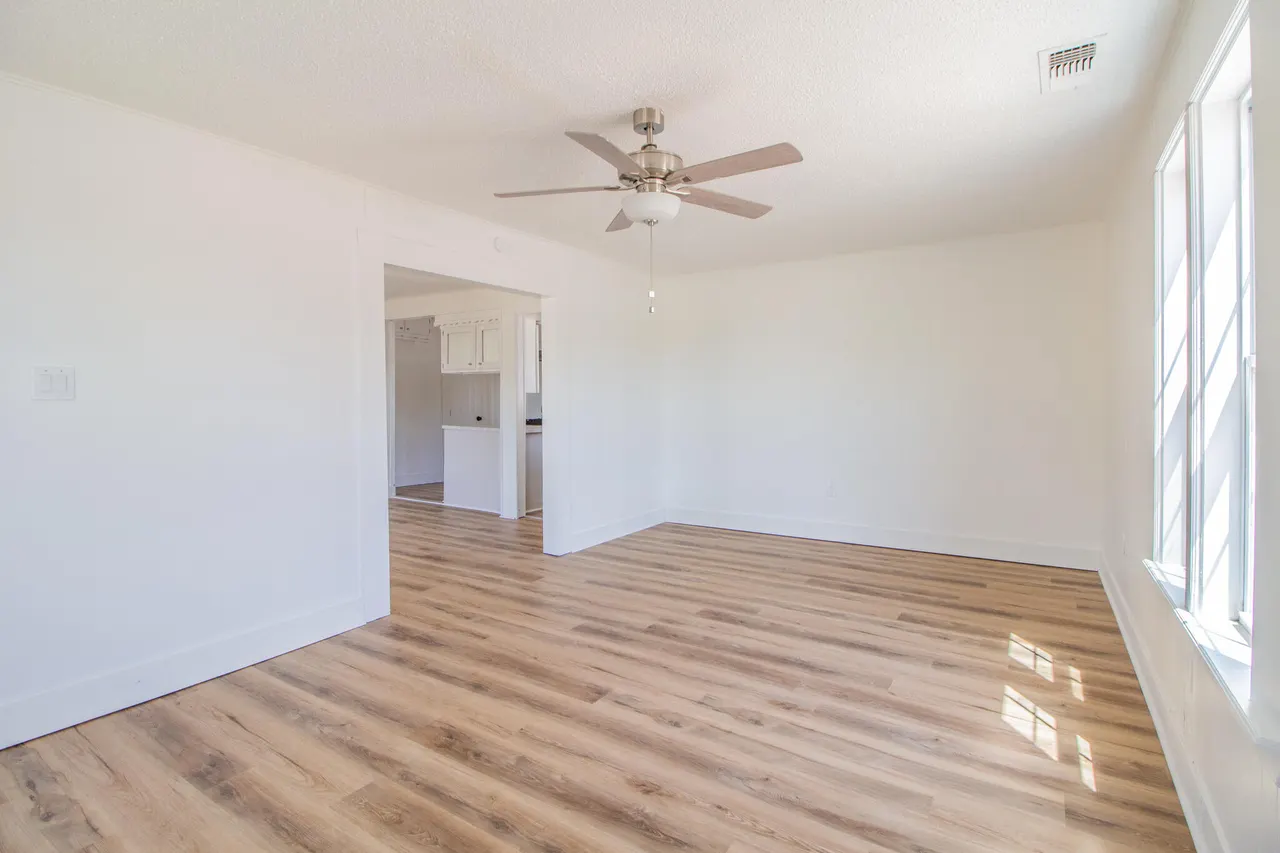Photo 7 — 1501 8th Street, Levelland, TX 79336