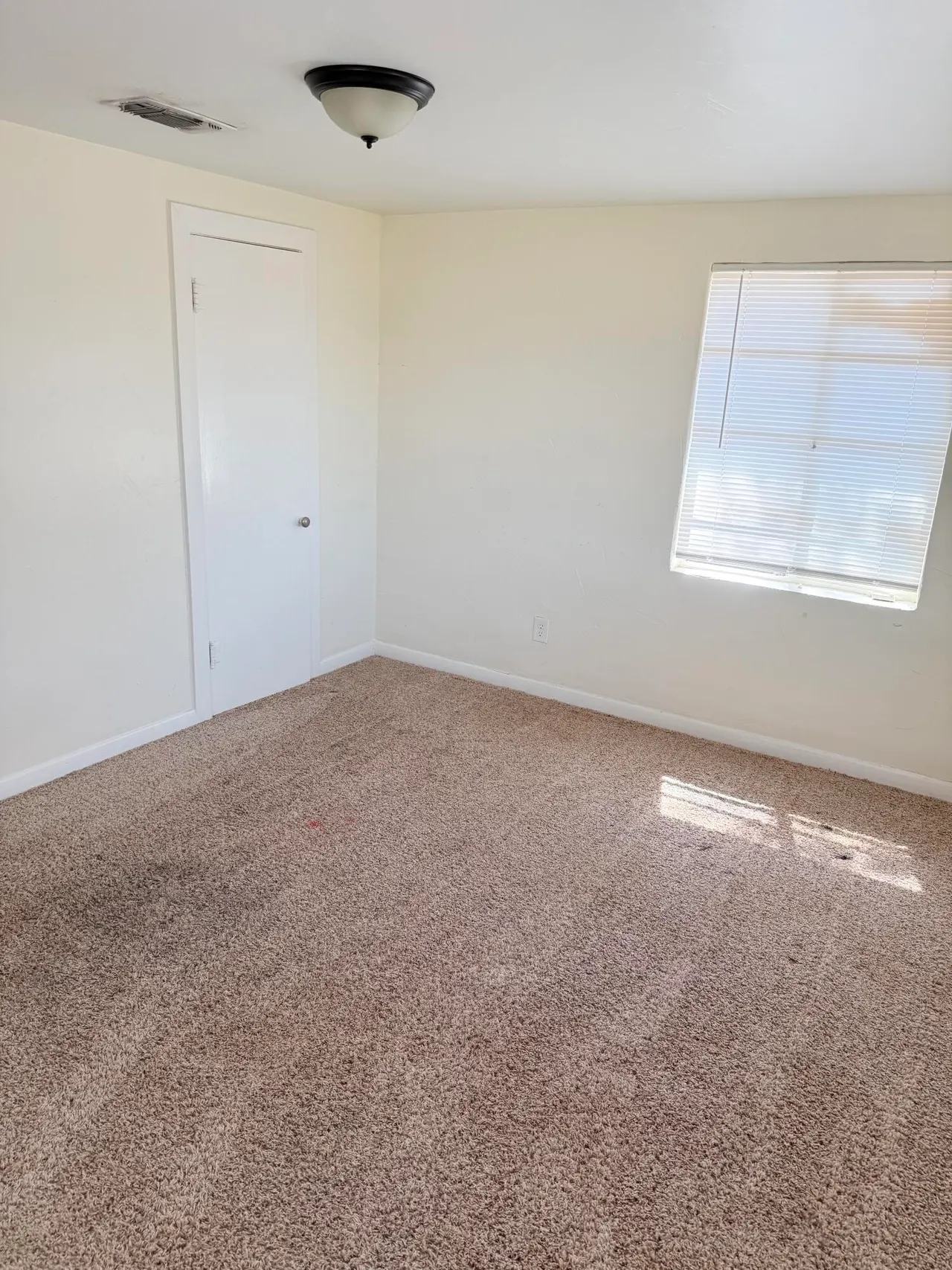 Photo 5 — 1815 Avenue I Place, Levelland, TX 79336