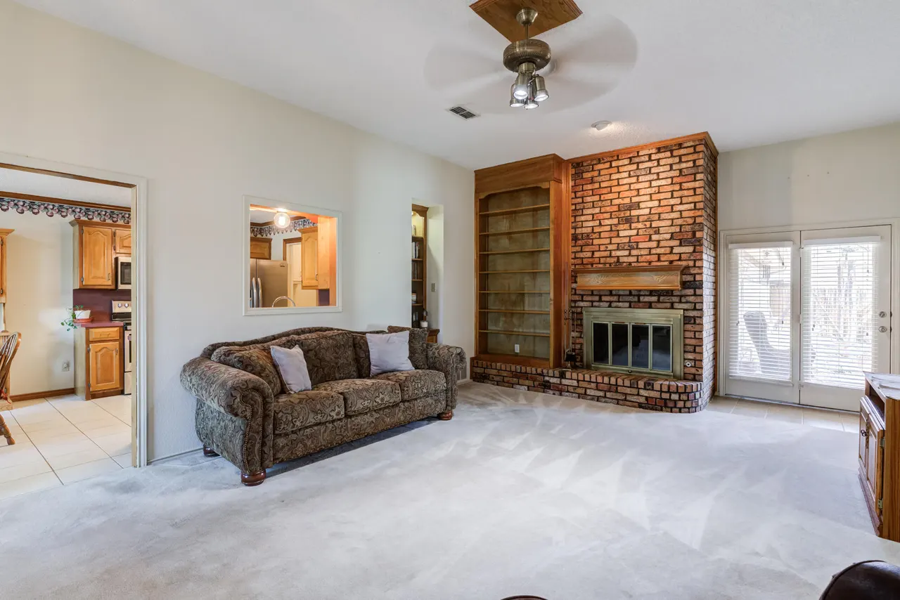Photo 2 — 5920 72nd Street, Lubbock, TX 79424
