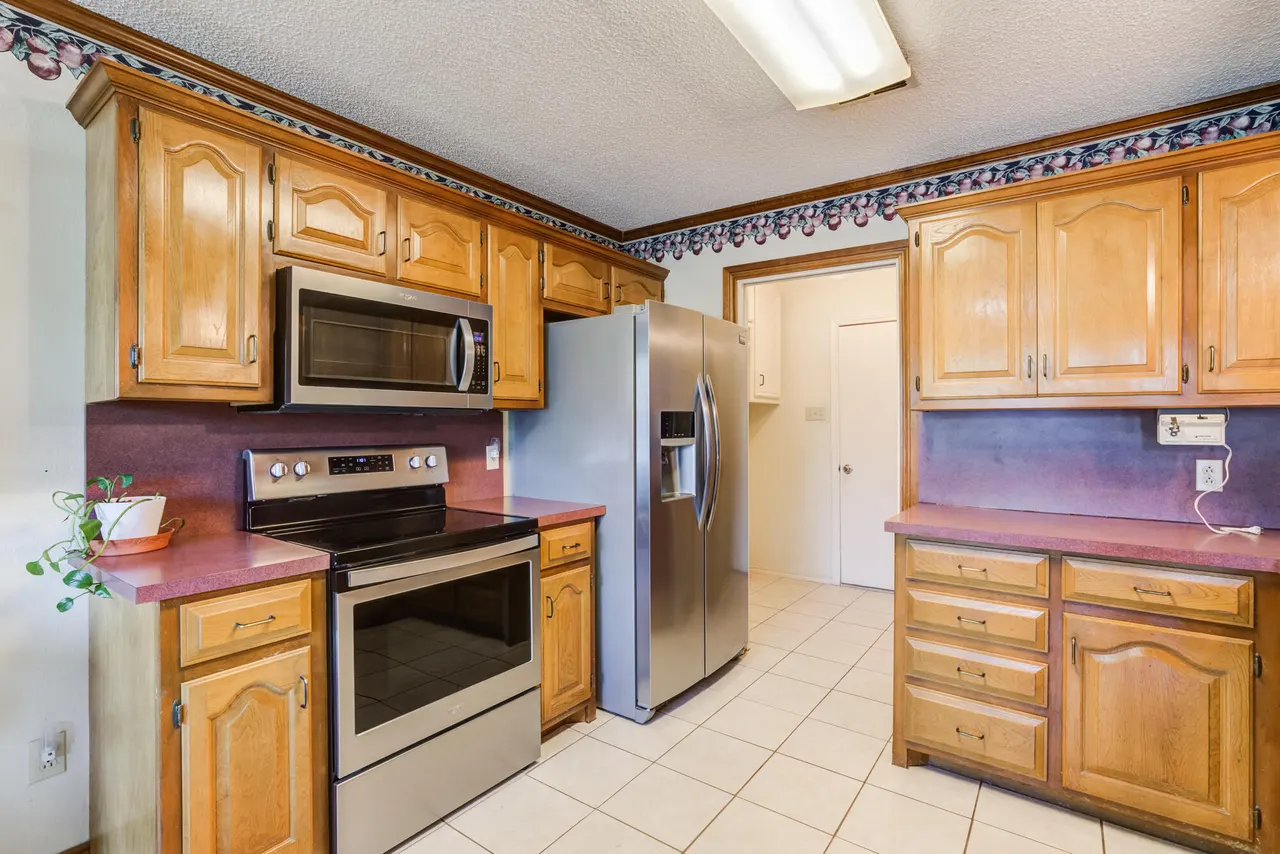 Photo 3 — 5920 72nd Street, Lubbock, TX 79424