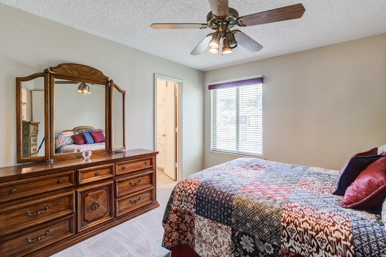 Photo 4 — 5920 72nd Street, Lubbock, TX 79424