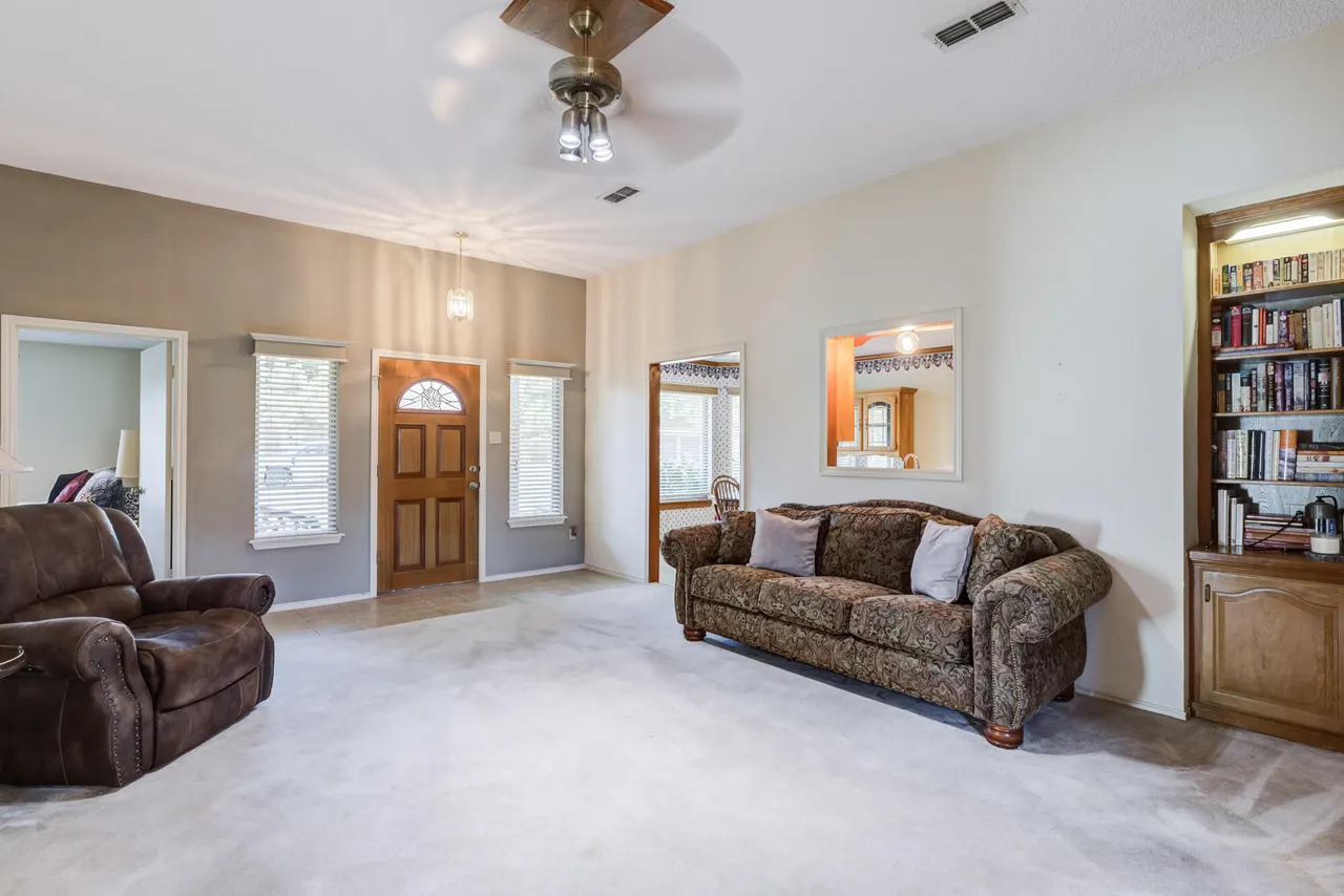 Photo 13 — 5920 72nd Street, Lubbock, TX 79424