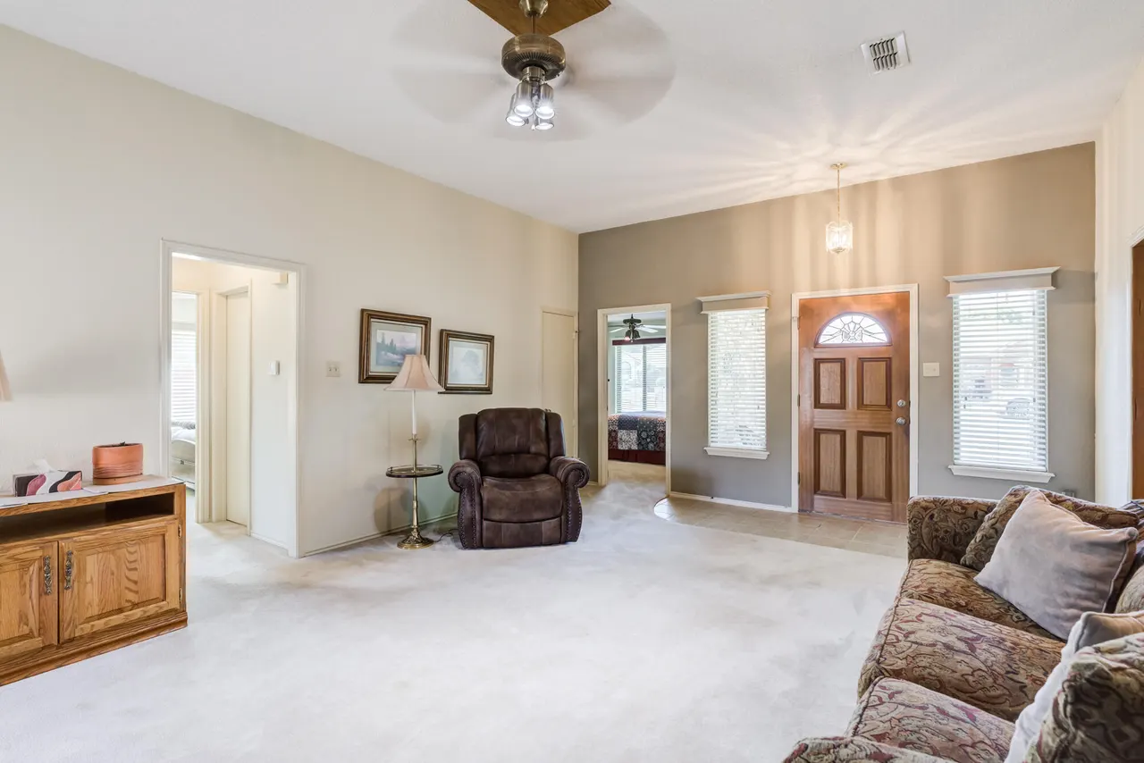 Photo 15 — 5920 72nd Street, Lubbock, TX 79424