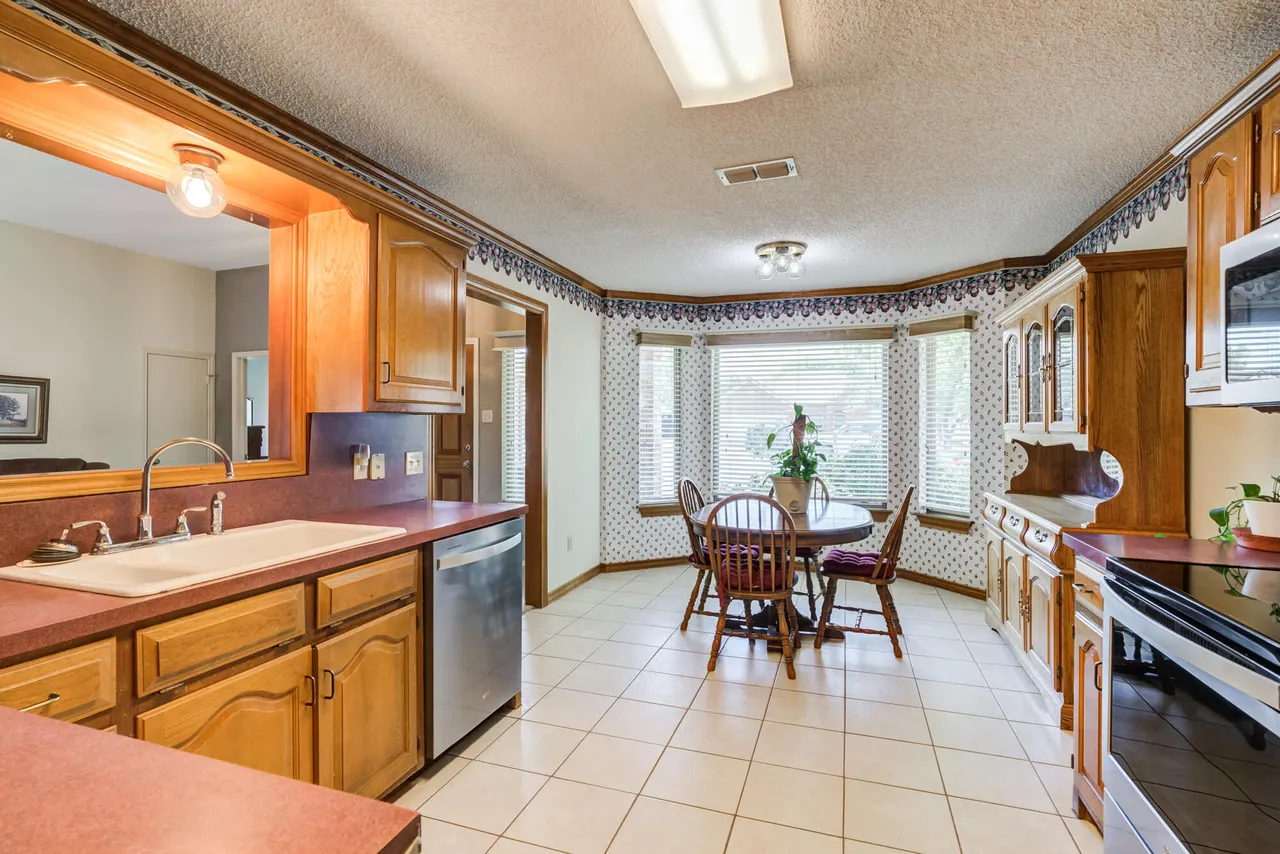 Photo 21 — 5920 72nd Street, Lubbock, TX 79424