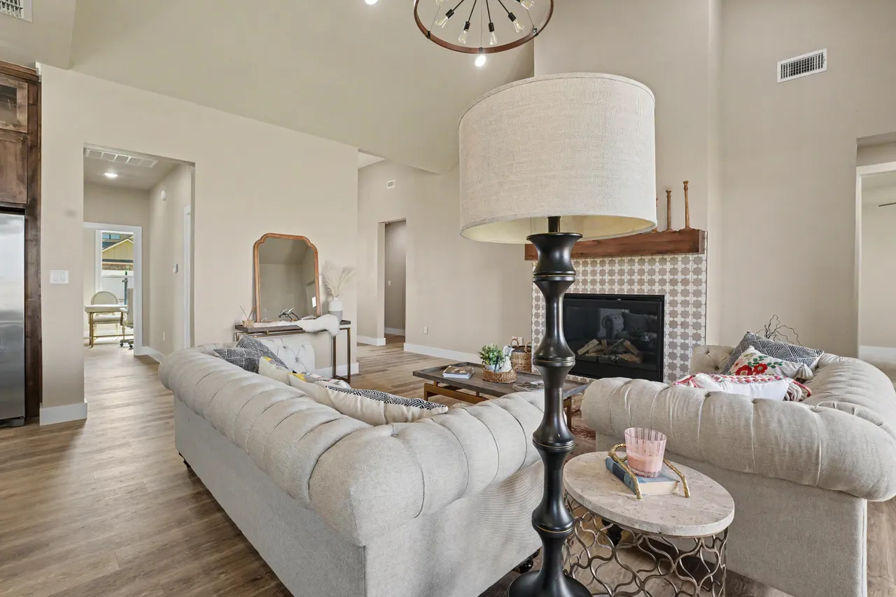 Photo 9 — 411 Essex Lane, Wolfforth, TX 79382