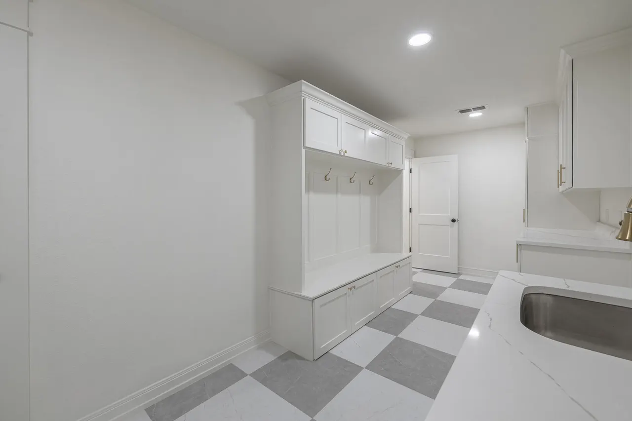 Photo 65 — 4617 10th Street, Lubbock, TX 79416