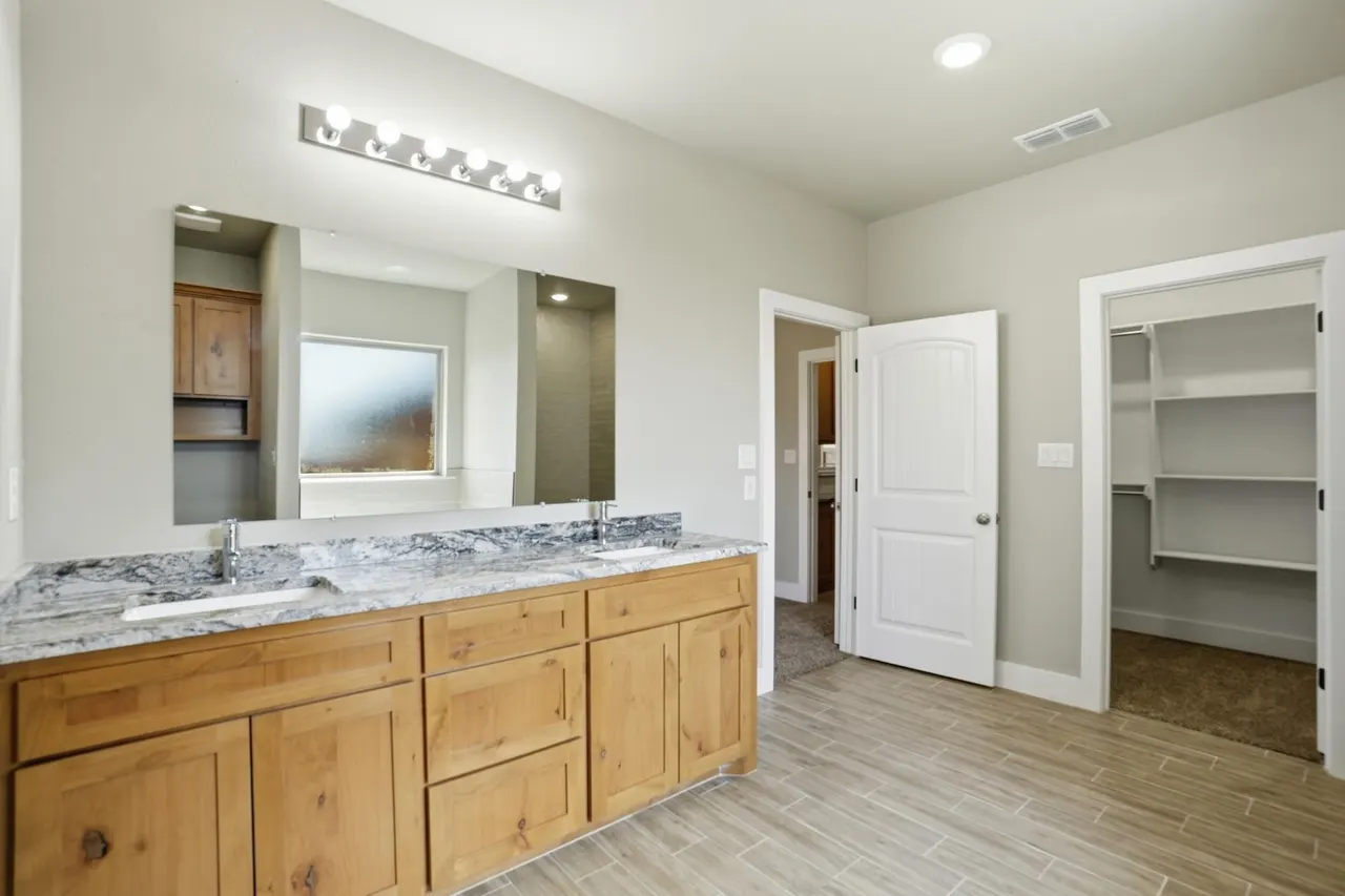 Photo 11 — 612 E 14th Street, Wolfforth, TX 79382