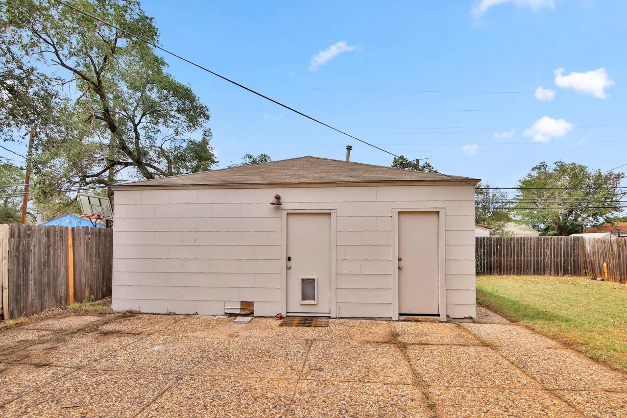 Photo 32 — 2810 42nd Street, Lubbock, TX 79413