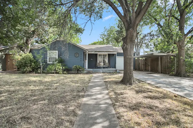 Front exterior — 3105 26th Street, Lubbock, TX 79410