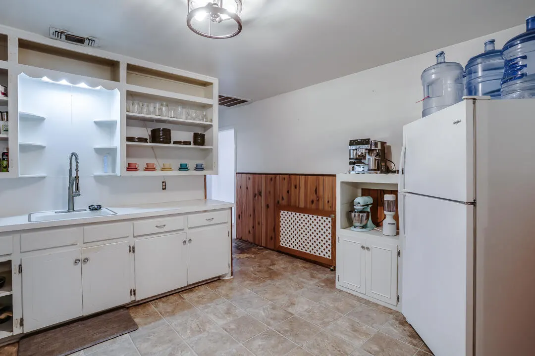 Photo 9 — 2802 3rd Street, Lubbock, TX 79415