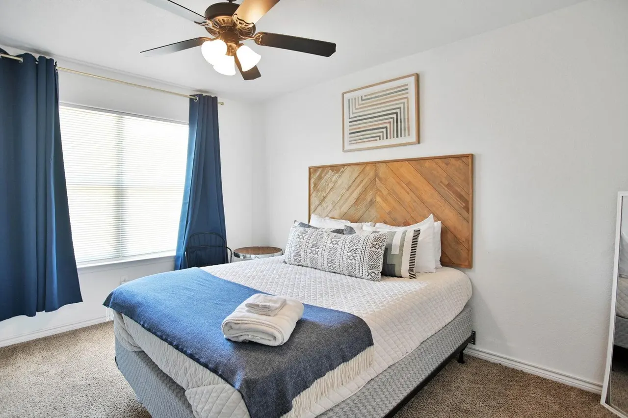 Photo 25 — 1920 16th Street, Lubbock, TX 79401