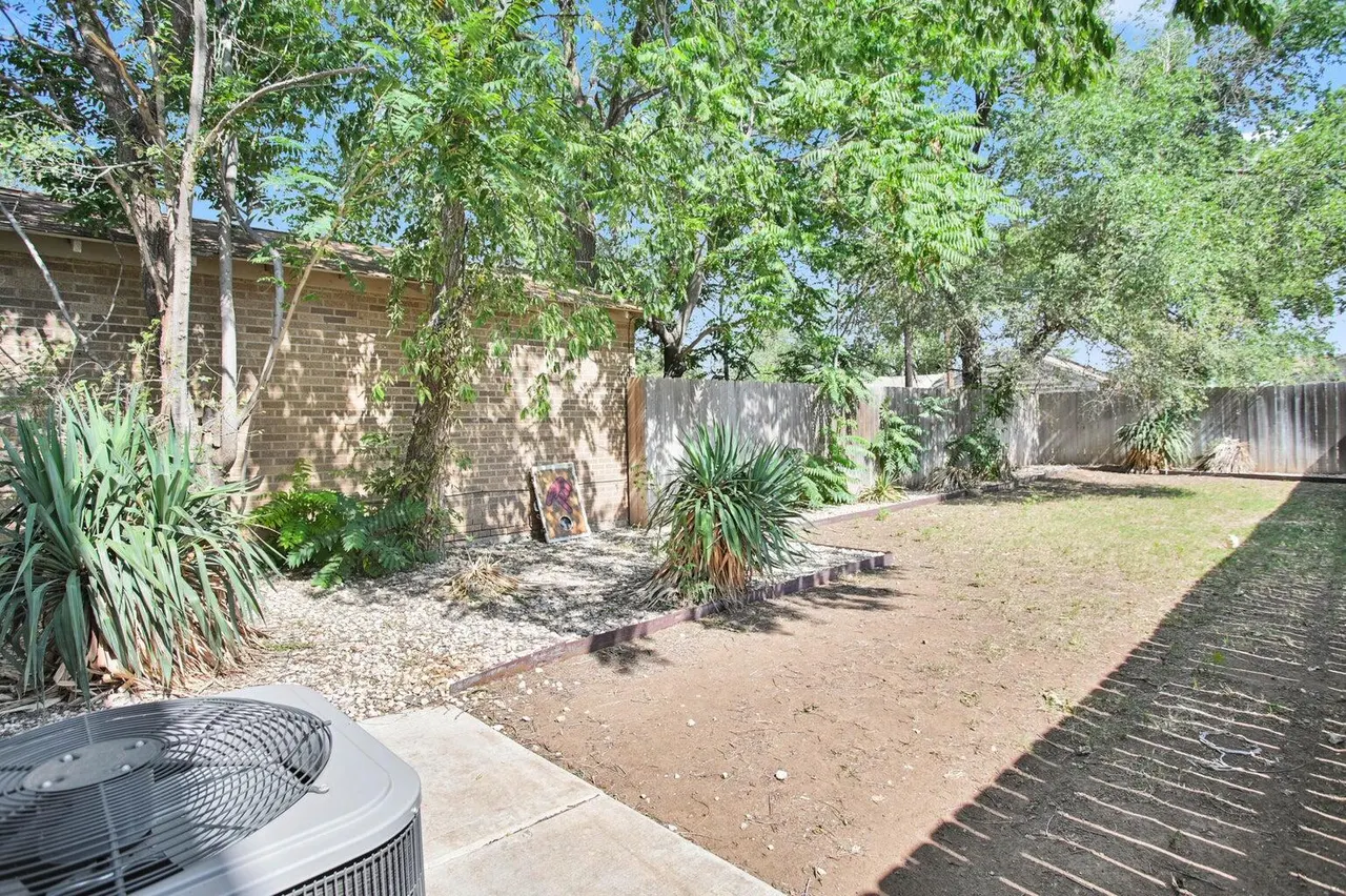 Photo 29 — 1920 16th Street, Lubbock, TX 79401