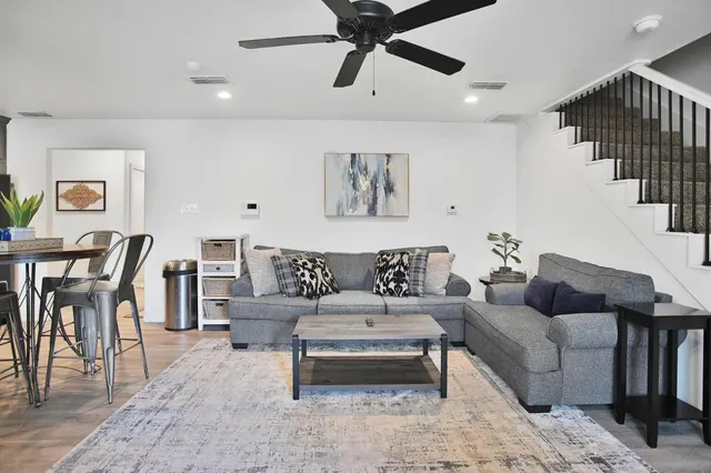 Photo 6 — 1920 16th Street, Lubbock, TX 79401