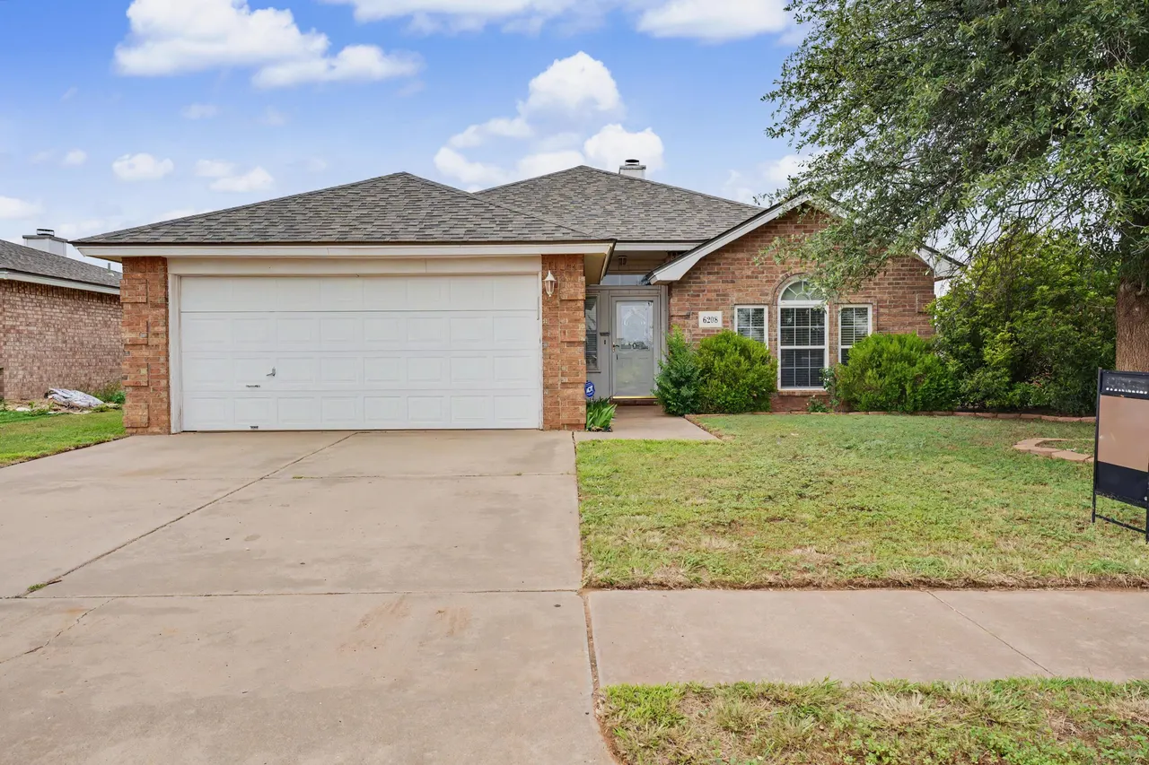 Front exterior — 6208 15th Street, Lubbock, TX 79416