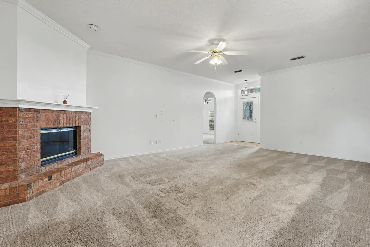 Photo 5 — 6208 15th Street, Lubbock, TX 79416