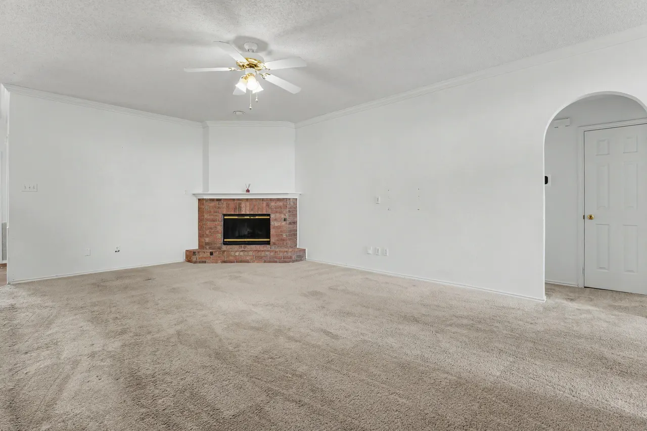 Photo 6 — 6208 15th Street, Lubbock, TX 79416